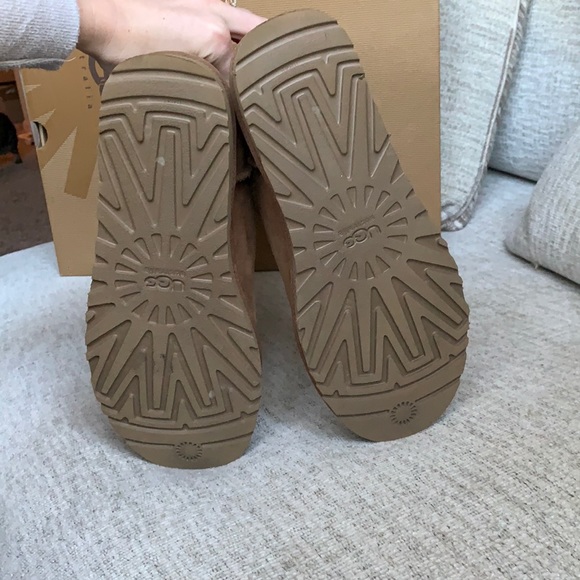 UGG Triple button Bailey boots - Picture 10 of 14